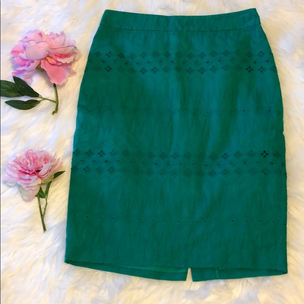 Loft pencil skirt
